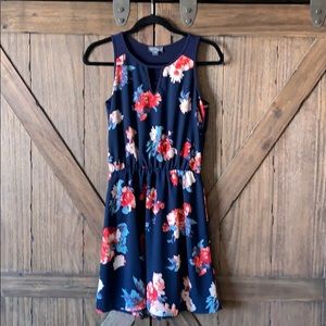 Market & Spruce blue floral dress